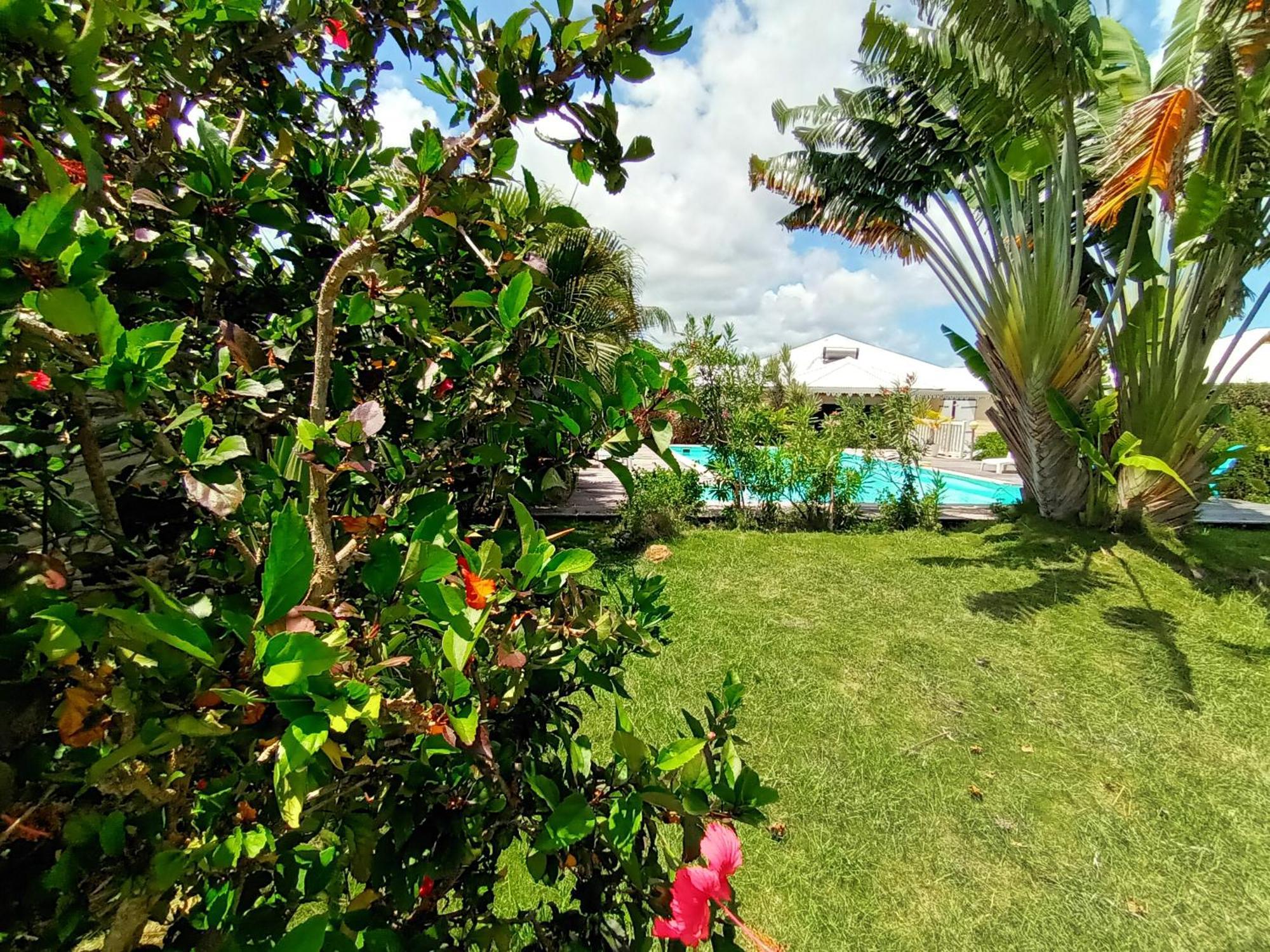 Bungalow Du Voyageur Le Marin Екстериор снимка